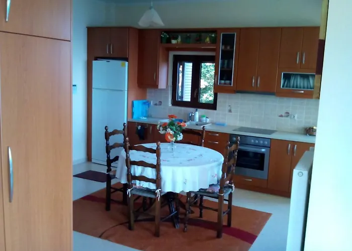 Elatos Cozy * Ano Trikala